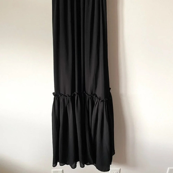Abercrombie &  Fitch Floaty Femme Ruffle V Neck Maxi Dress Black Sz XS - Picture 5 of 9